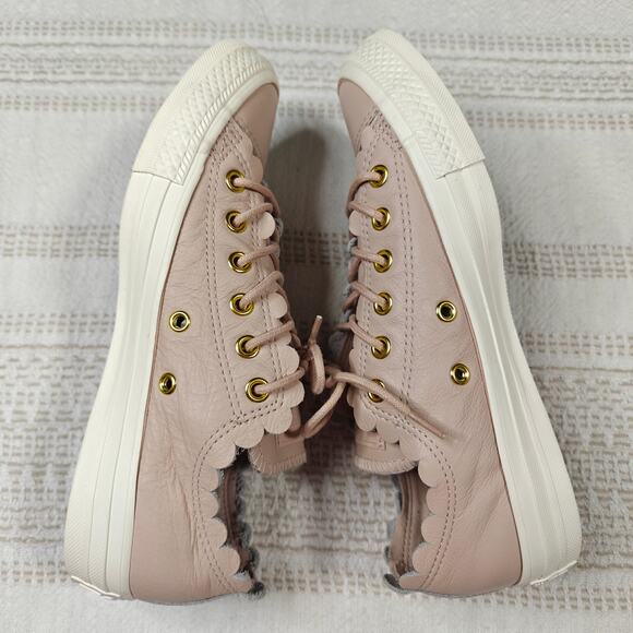 Converse Pink Leather Scalloped Sneakers Size 7 Lace-Up Shoes new - Picture 4 of 9